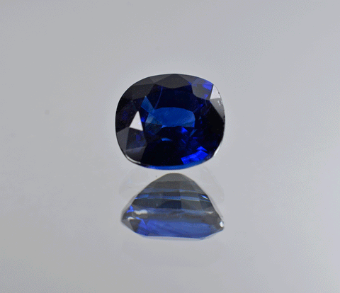 2.6 Carat Royal Blue Natural Ceylon Sapphire Gemstone