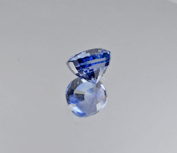 6.30 Carat Unheated Natural Sapphire in Corn Flower Blue Elizabeth