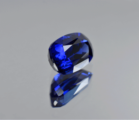5 carat natural blue sapphire from Ceylon