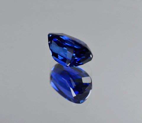 5 carat Ceylon blue sapphire