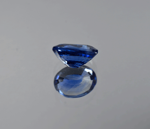 3 carat Ceylon blue sapphire gemstone