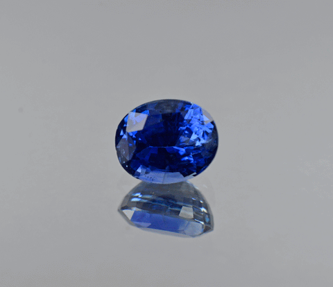 3 carat Ceylon blue sapphire gemstone