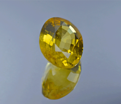 6 carat yellow sapphire gem