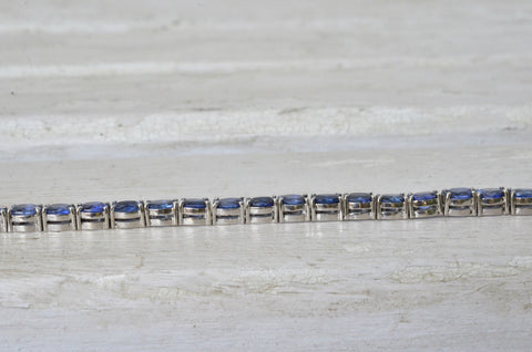 24 Shades of Ceylon Blue Sapphire Gemstone Bracelet in 18K White Gold