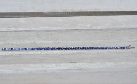 24 Shades of Ceylon Blue Sapphire Gemstone Bracelet in 18K White Gold