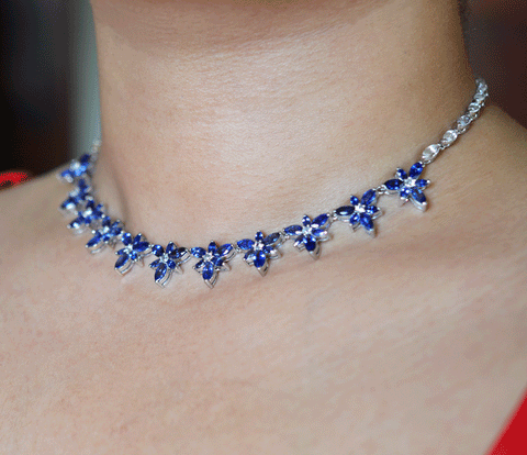 18K white gold Ceylon blue sapphire gemstone necklace